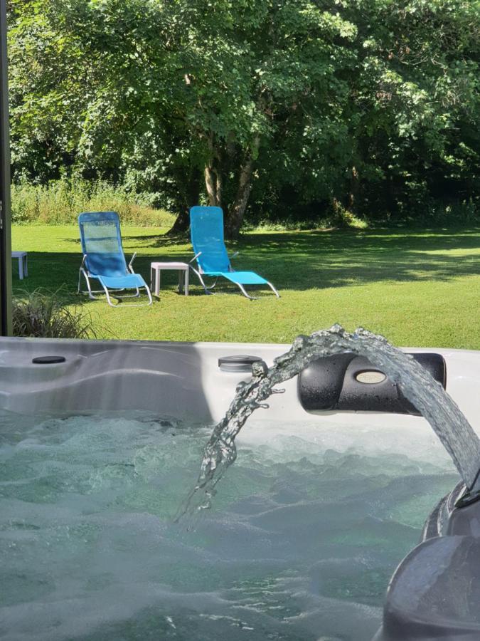 Les Mazeraies Maison D'Hotes Avec Spa Savonnieres Bagian luar foto