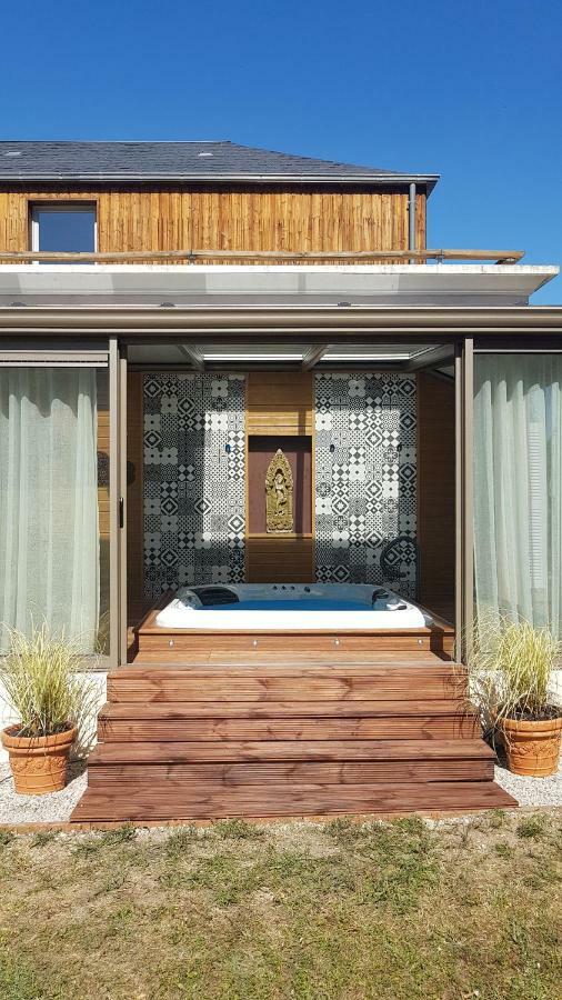 Les Mazeraies Maison D'Hotes Avec Spa Savonnieres Bagian luar foto