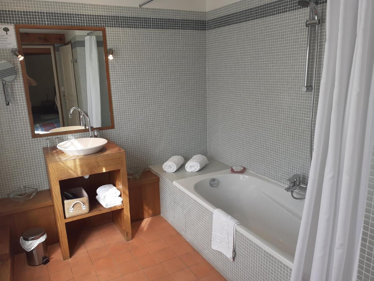 Les Mazeraies Maison D'Hotes Avec Spa Savonnieres Bagian luar foto