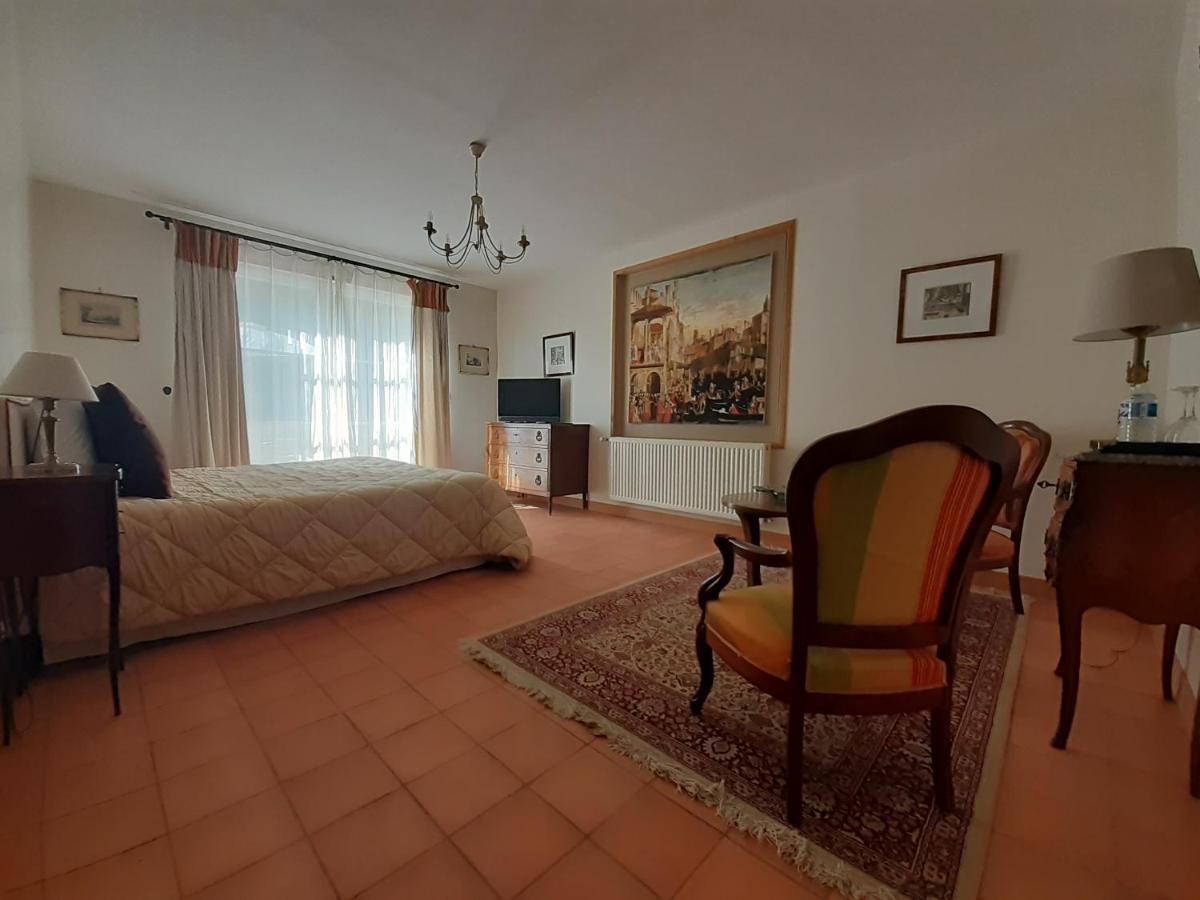 Les Mazeraies Maison D'Hotes Avec Spa Savonnieres Bagian luar foto