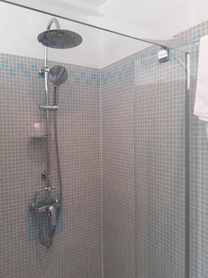 Les Mazeraies Maison D'Hotes Avec Spa Savonnieres Bagian luar foto